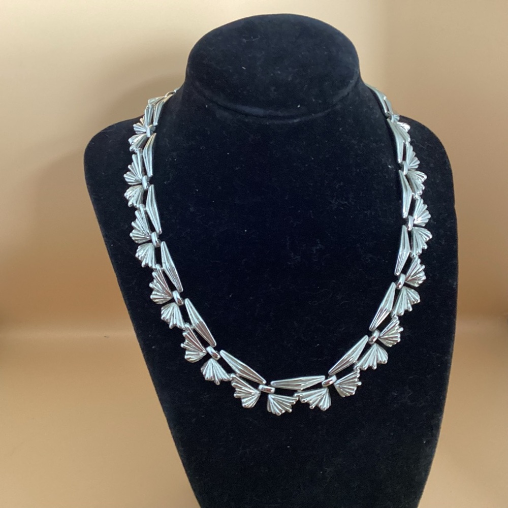 Trifari Silver Floral Necklace Classic Design
